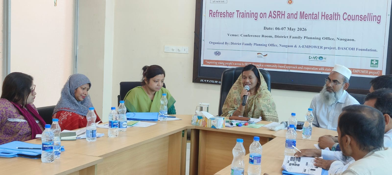 নওগাঁয় যৌন ও প্রজনন স্বাস্থ্য এবং মনোসামাজিক সহায়তা বিষয়ক রিফ্রেসার্স প্রশিক্ষণ অনুষ্ঠিত